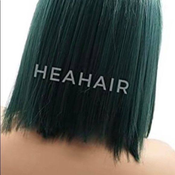 GREEN LACE BOB WIG - Picture 4 of 5